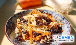 Fried Enoki mushroom with Black fungus and carrot