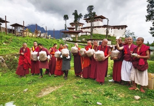 Gasa monks take up oyster mushroom cultivation