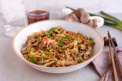 Spicy Ginger Mushroom Noodles