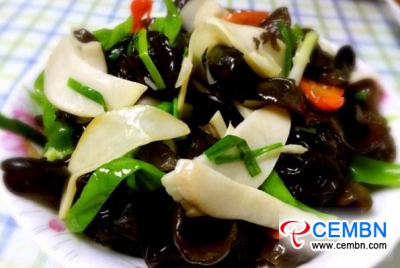 Ideal eats for weight-decreasers: Fried Black fungus with Eryngii mushroom