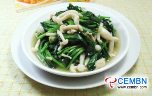 Reducer of blood pressure: Stir-fried spinach with White beech mushroom