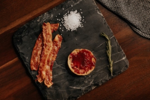 Barcelona&#039;s Libre launches to pack the sweet smell of bacon into mushroom meat alternatives